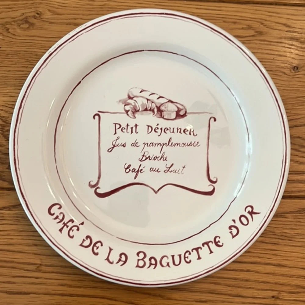 Williams Sonoma Petit‎ Dejeuner Plate Maroon White Set of 3